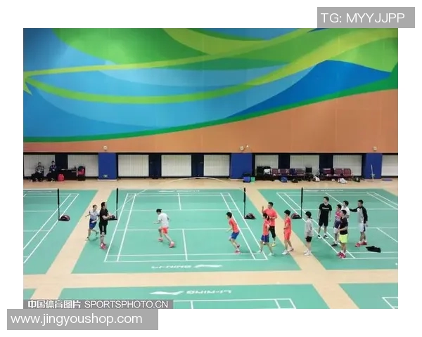 成都羽毛球队的训练节奏与战术分析探讨羽毛球热点发展趋势